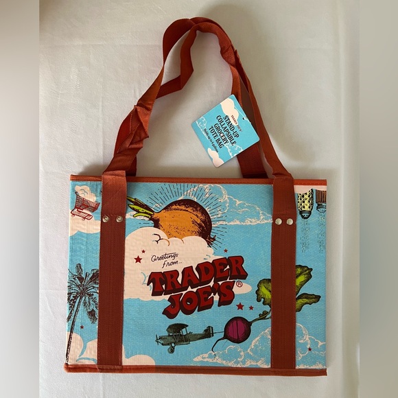 Trader Joes Handbags - Trader Joes Tote Standup Collapsible grocery
Bag